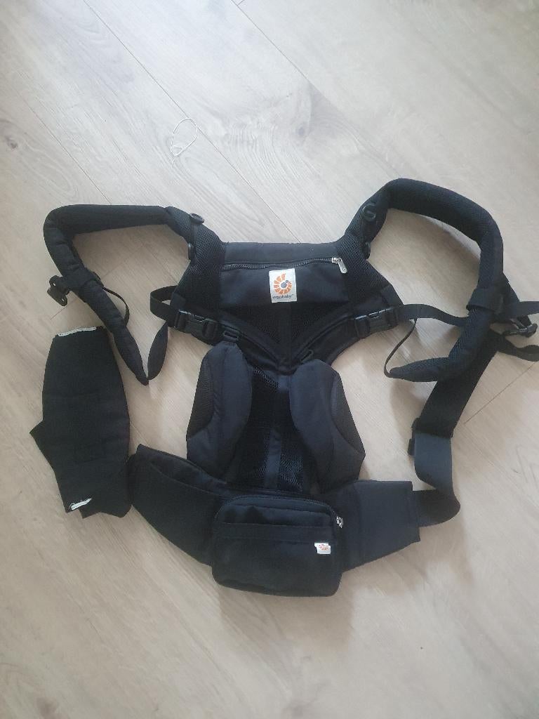 Draagzak ergobaby, Kinderen en Baby's, Babydragers en Draagdoeken, Buik of Rug, Zo goed als nieuw, Draagzak, Ophalen