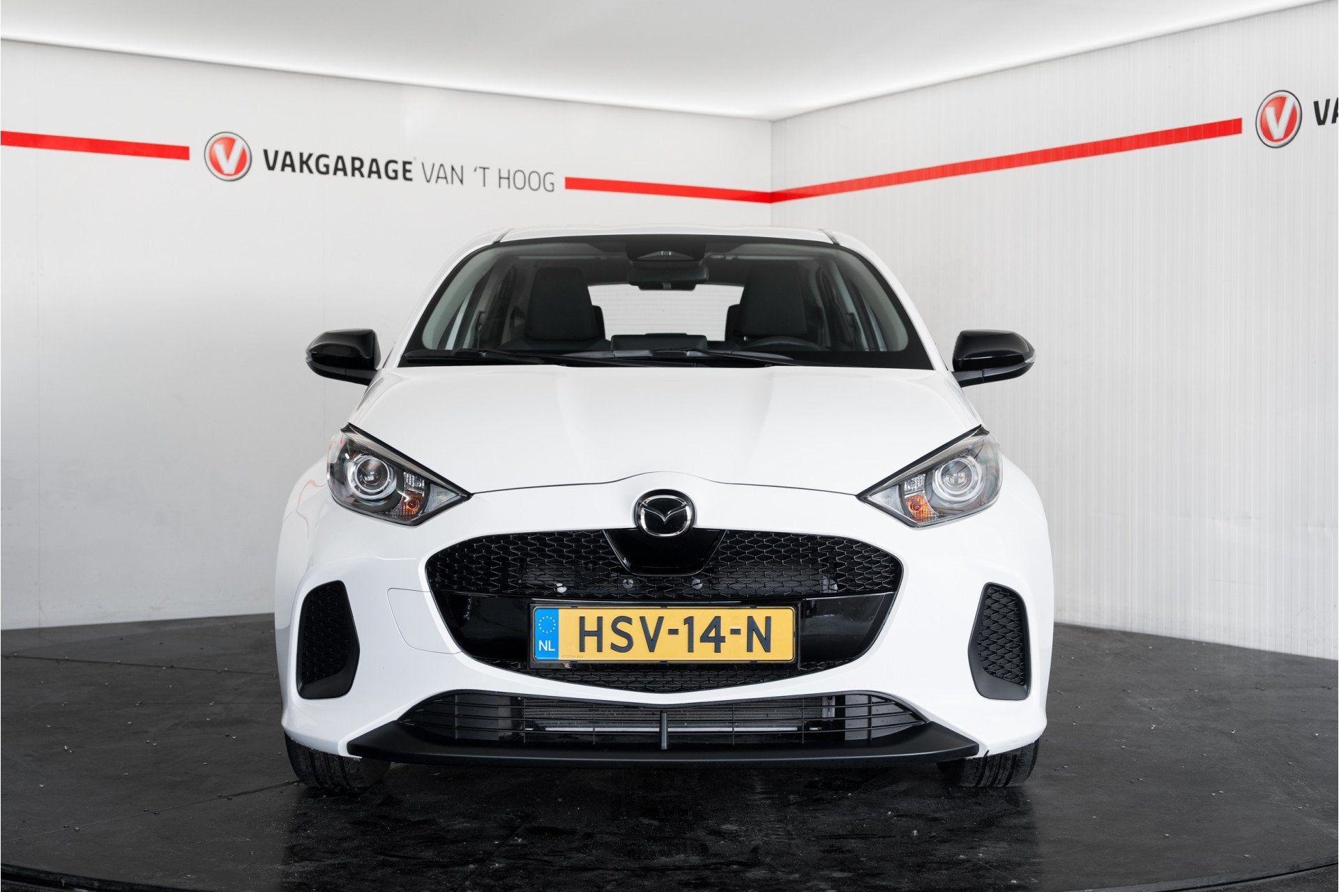 Mazda 2 Hybrid 1.5 Prime-line Automaat | Camera | CarPlay |, Auto's, Gebruikt, Wit, Hybride Elektrisch/Benzine, 3 cilinders