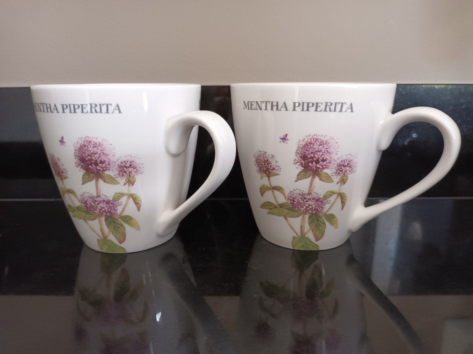 Set van 2 Wildflowers Mugs - Marjolein Bastin, Huis en Inrichting, Keuken | Servies, Overige merken, Zo goed als nieuw, Modern