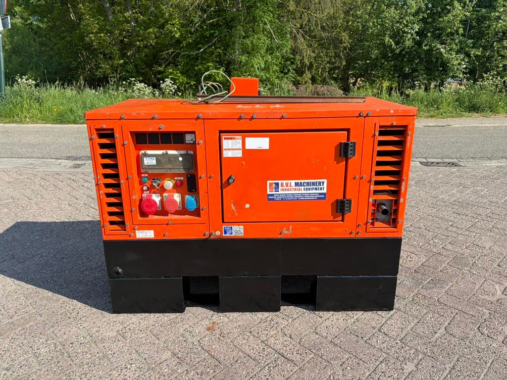 Europower 11 kVA 230/400 Volt Kubota lage uren aggregaat, Dieselolie, Geluidgedempt, Ophalen of Verzenden, Zo goed als nieuw