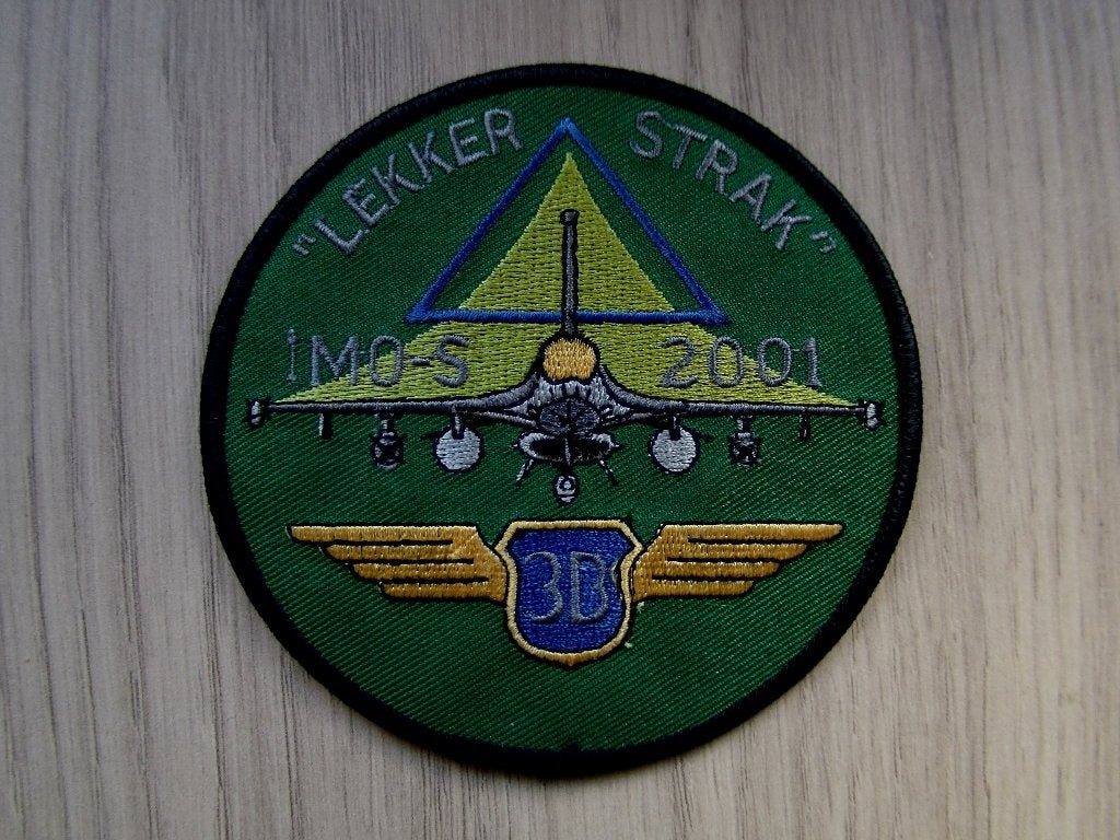 Patch RNLAF Initiële Militaire Opleiding IMO-S 2001, Verzamelen, Verzenden, Luchtmacht, Nederland, Embleem of Badge