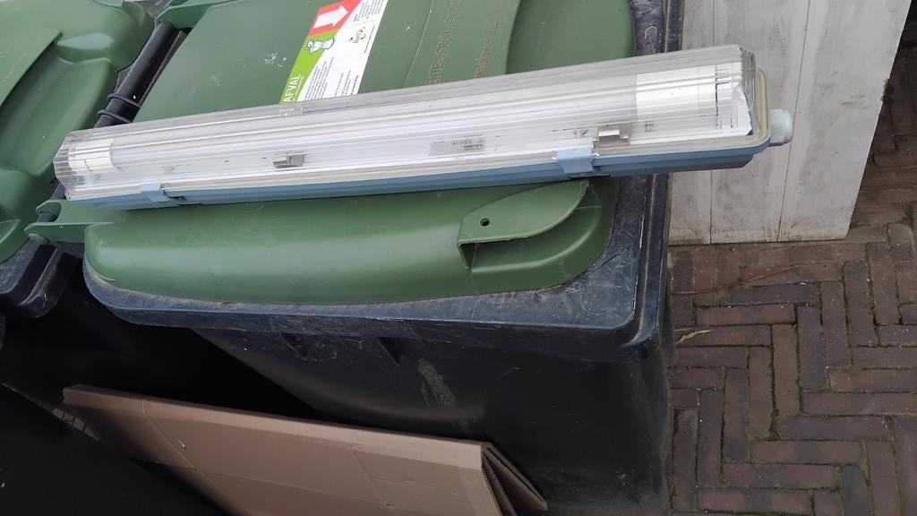 Let tl bak, Doe-het-zelf en Verbouw, Bouwverlichting, Ophalen of Verzenden, Minder dan 50 watt
