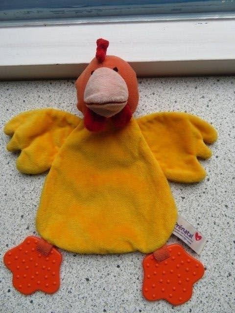 Knuffeldoek kip of haan merk Prenatal met bijtstukken als, Geel, Overige typen, Ophalen of Verzenden, Zo goed als nieuw