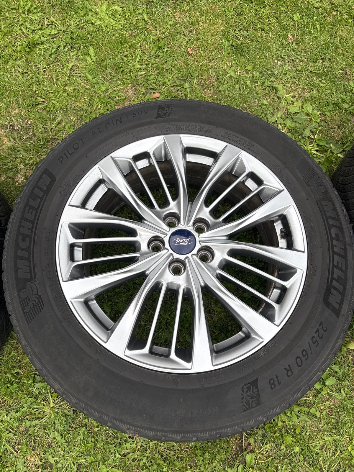 Ford 18 inch velgen met Michelin Pilot Alpin 5 SUV winterban, Auto-onderdelen, Ophalen, 18 inch, Gebruikt, Banden en Velgen