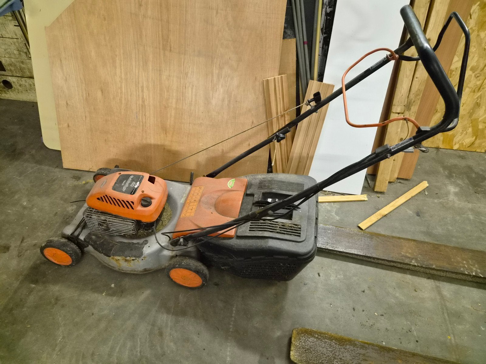 Quicksilver 46SD Benzine Grasmaaier - Briggs & Stratton, Ophalen, Cirkelmaaier, Quicksilver, Gebruikt