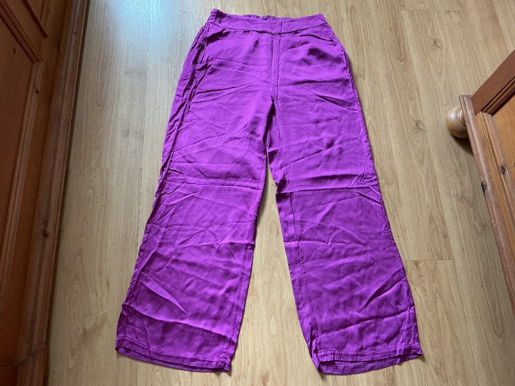 Paarse broek met wijde pijpen van Eksept. Maat S, Paars, Ophalen of Verzenden, Zo goed als nieuw, Eksept