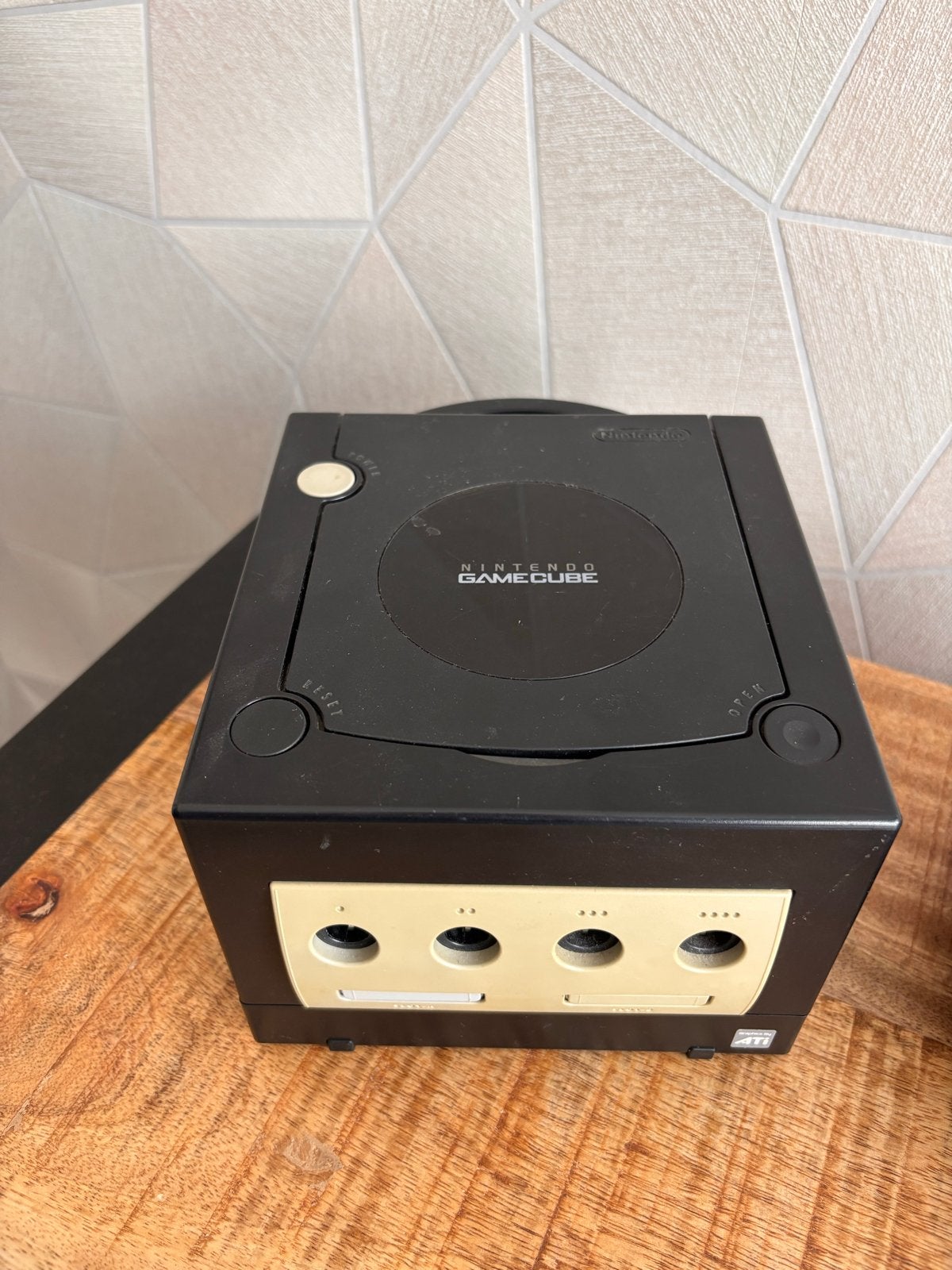 Nintendo GameCube met 2 controllers en 2 games, Ophalen, Zwart, Met 2 controllers, Gebruikt