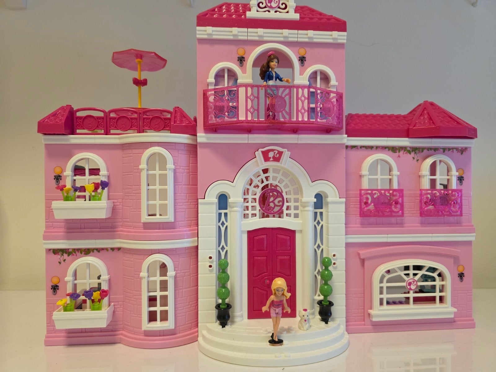 Te koop: erg mooi Barbie huis van MEGA BLOCKS, Ophalen of Verzenden, Zo goed als nieuw, Megabloks