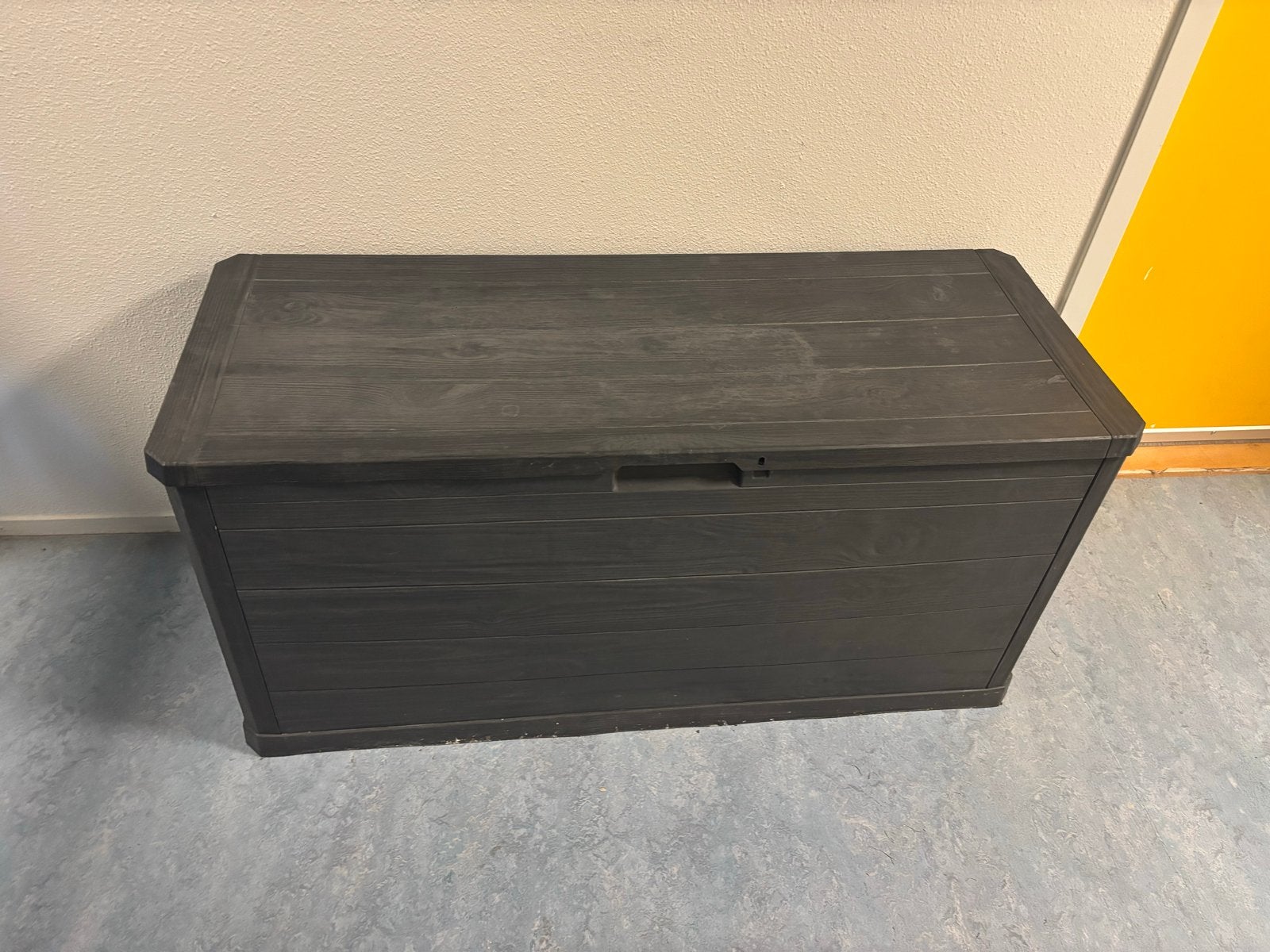 Ruime kunststof opbergbox voor buiten, Ophalen, 50 – 75, Kunststof, Gebruikt