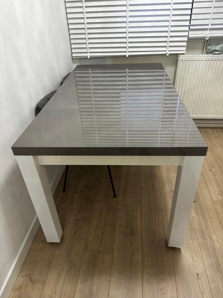 Eettafel met 6 stoelen - Modern design, Ophalen, Kunststof, 100 tot 150 cm, 50 tot 100 cm