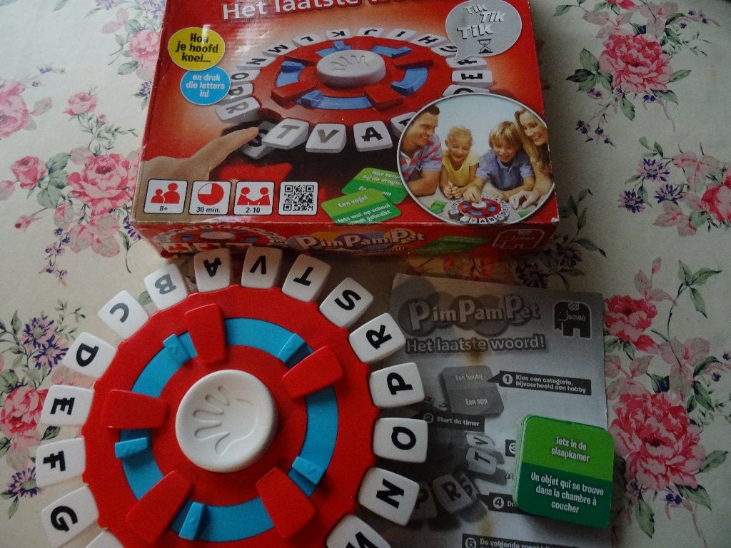 Pim pam pet het laatste woord, Hobby en Vrije tijd, Gezelschapsspellen | Bordspellen, Ophalen of Verzenden, Zo goed als nieuw