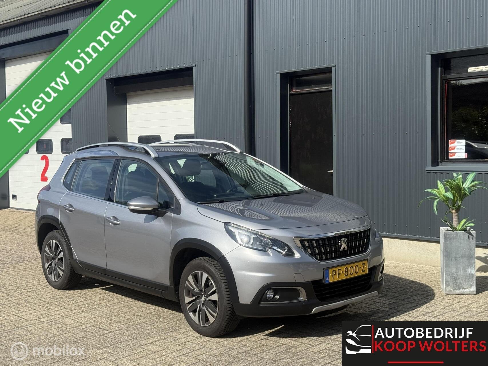 Peugeot 2008 1.2 *ALLURE*CLIMA*LED*CRUISE*TREKHAAK, Auto's, Voorwielaandrijving, Euro 6, Origineel Nederlands, Bedrijf