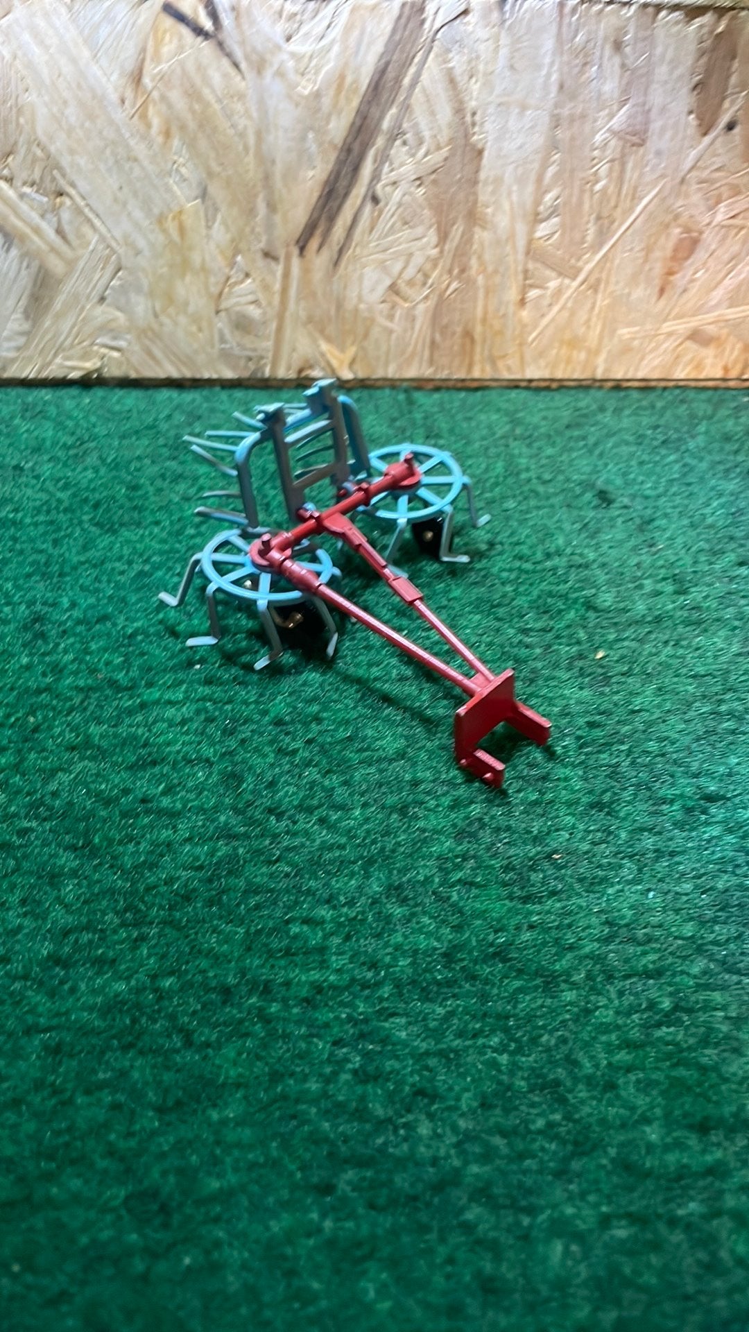 Britians clasice hark/schudder, Ophalen of Verzenden, Zo goed als nieuw, Tractor of Landbouw, Britains
