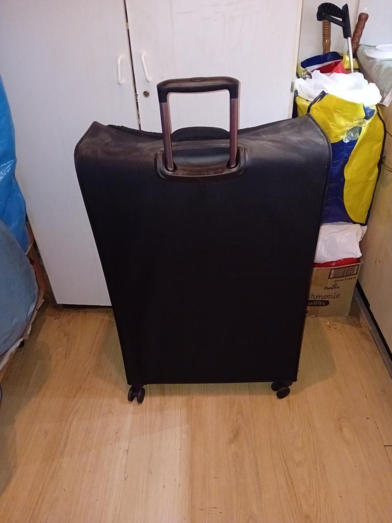 LUGGAGE ITT ZEER GROTE ZWARTE STOFFEN KOFFER  MAAT XXL, Sieraden, Tassen en Uiterlijk, Koffers, Ophalen of Verzenden, Zo goed als nieuw