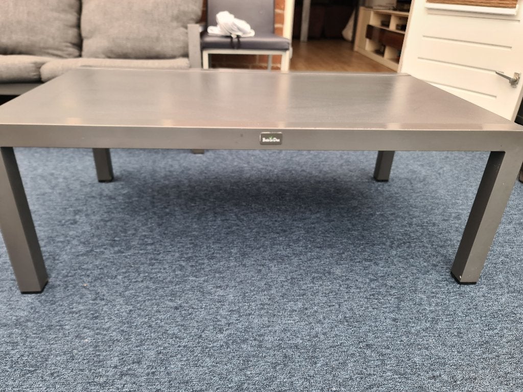 Tuintafel met getint glasblad, Ophalen, Zo goed als nieuw, Rechthoekig, Metaal