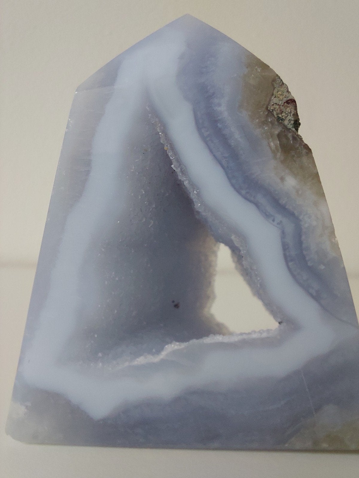 Prachtig blauw lace agaat torentje met flinke druzy, Ophalen of Verzenden, Nieuw