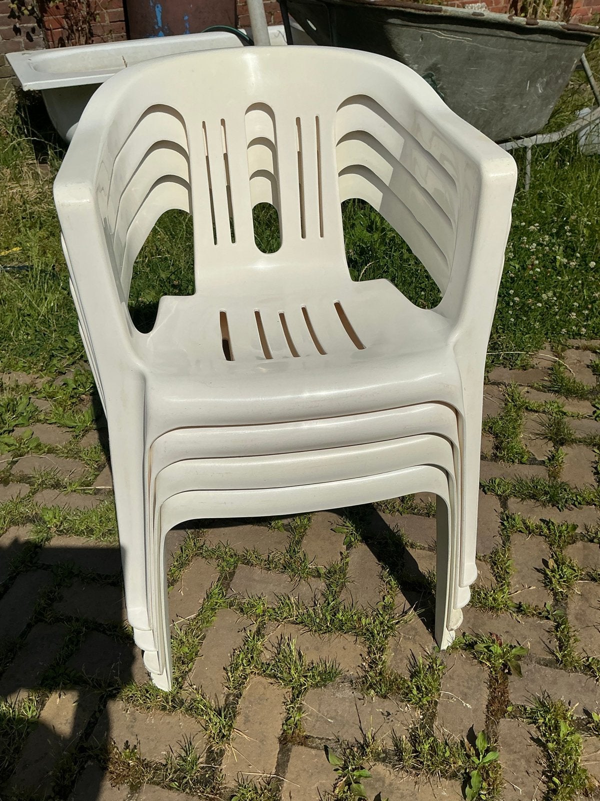 Stapelbare kunststof tuinstoelen (4 stuks), Ophalen, Gebruikt, Kunststof, Stapelbaar