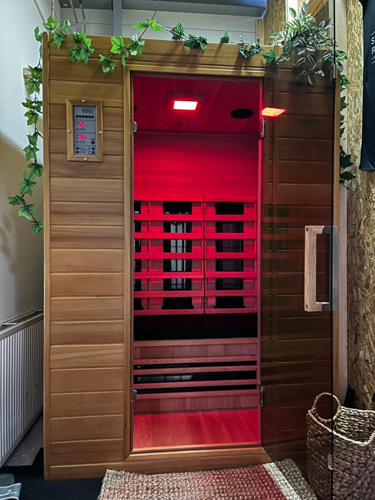 Therapeutische Infrarood sauna (IR A+B+C), Ophalen, Zo goed als nieuw, Complete sauna