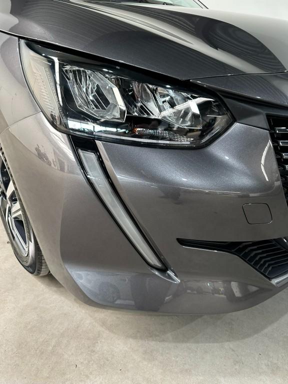 Peugeot 208 Style,100PK, Navigatie,Airco,PDC,Camera,16 Inch,, Voorwielaandrijving, 12 maanden, 101 pk, Gebruikt