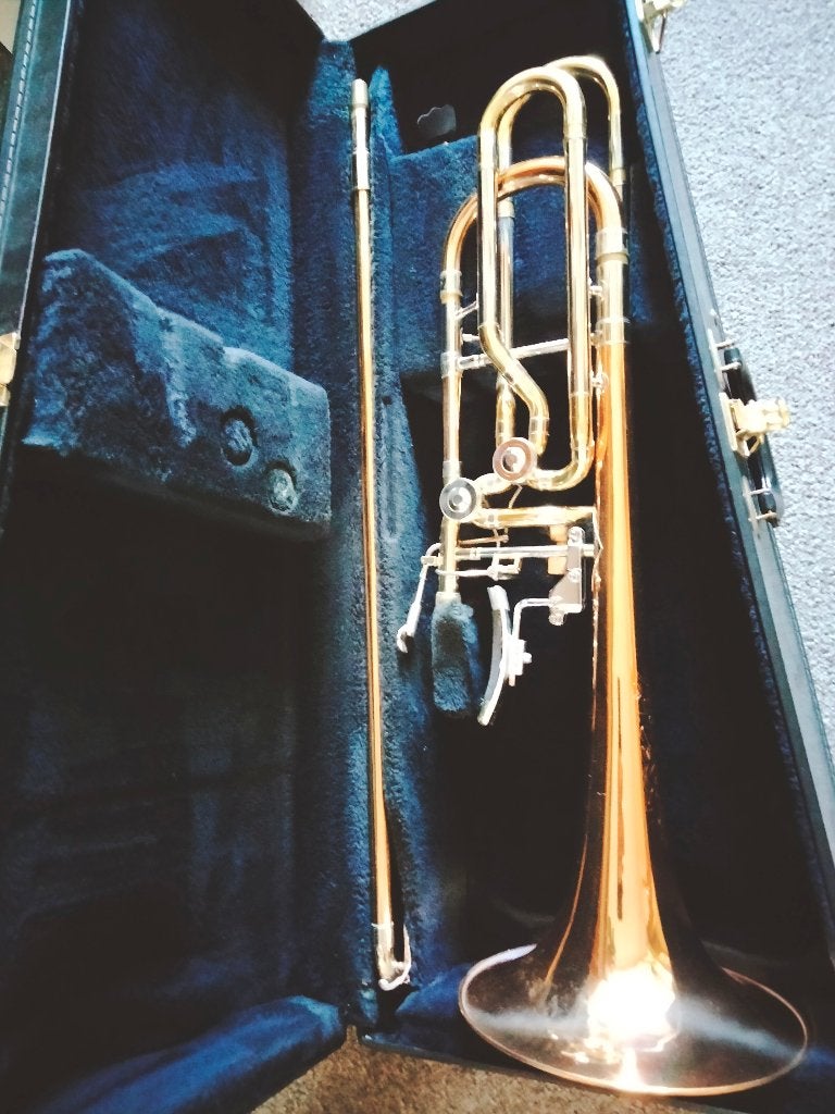 trombone, bastrombone, Muziek en Instrumenten, Ophalen of Verzenden, Gebruikt, Bas, Met koffer