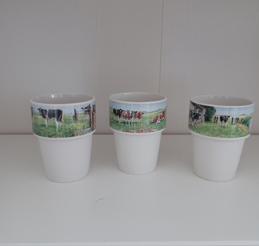 Wiebe van de Zee melk mokken, Ophalen of Verzenden, Steen/keramiek, Meerkleurig, Overige merken