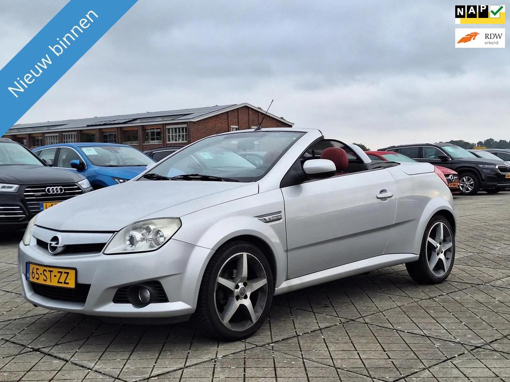 Opel Tigra TwinTop €2350,-1.4-16V Sport Airco Apk 2026 Nap, Auto's, Opel, Voorwielaandrijving, Gebruikt, 4 cilinders, Cabriolet