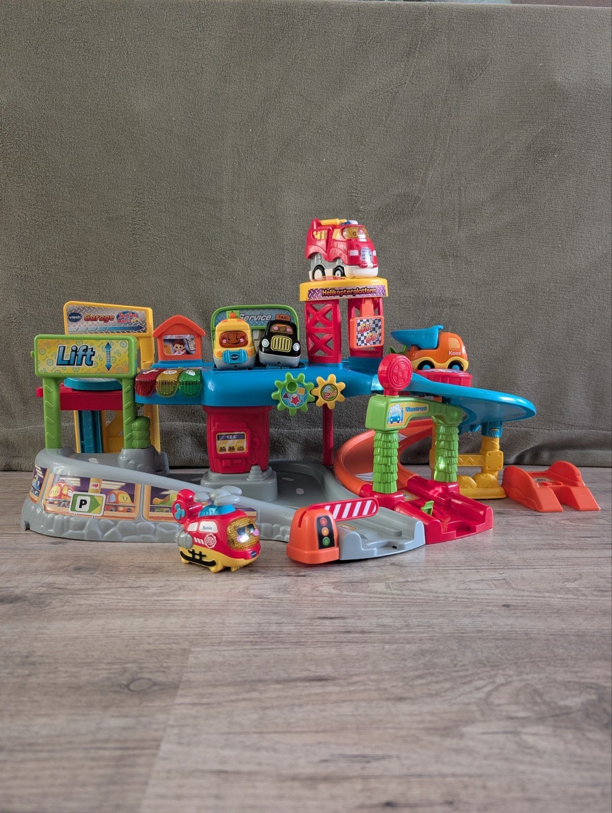VTech Toet Toet Auto's Garage met 5 extra voertuigen, Ophalen of Verzenden, Zo goed als nieuw, Auto, Met licht