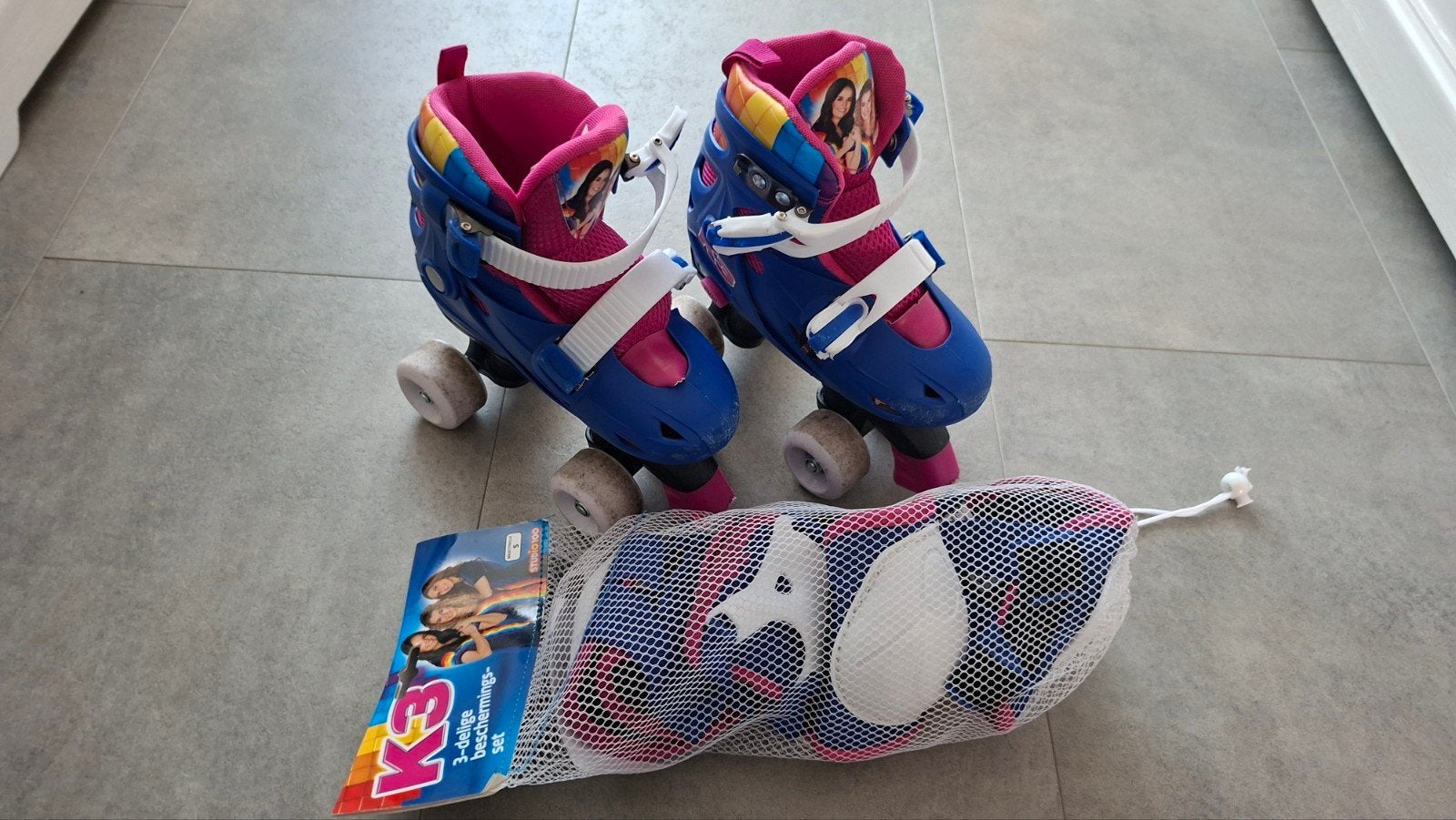 K3 rolschaatsen met beschermset voor kinderen, Ophalen of Verzenden, Gebruikt, Kinderen