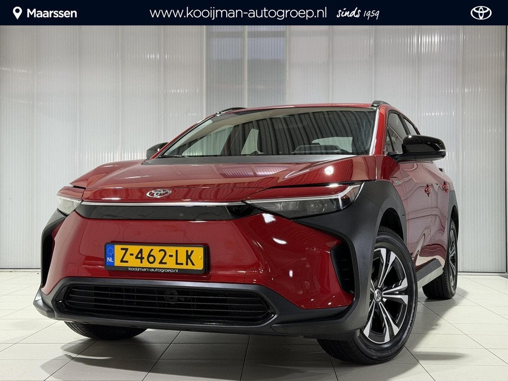 Toyota bZ4X Active 71 kWh | 17% bijtelling | Camera | Apple, Auto's, Toyota, Stof, Gebruikt, 71 kWh, Origineel Nederlands