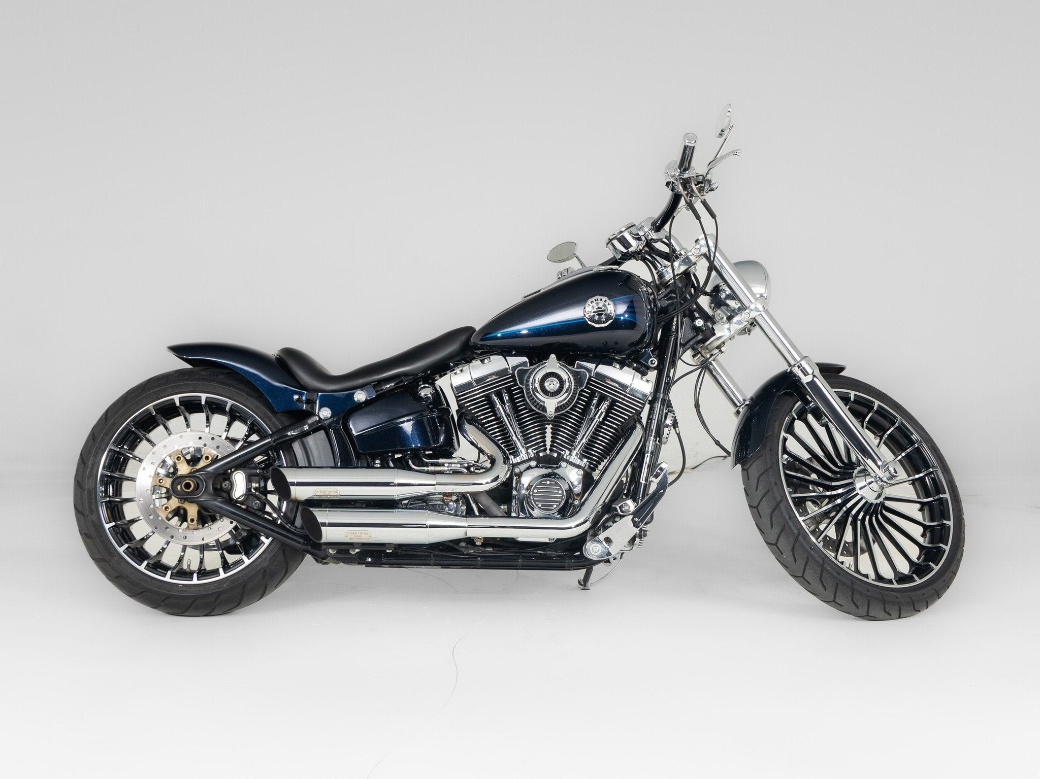 Harley-Davidson FXSB103HDI (bj 2013), Motoren, 1690 cc, Bedrijf, Overig, Laan van Vredenoord 33
2289 DA  Rijswijk ZH, NL