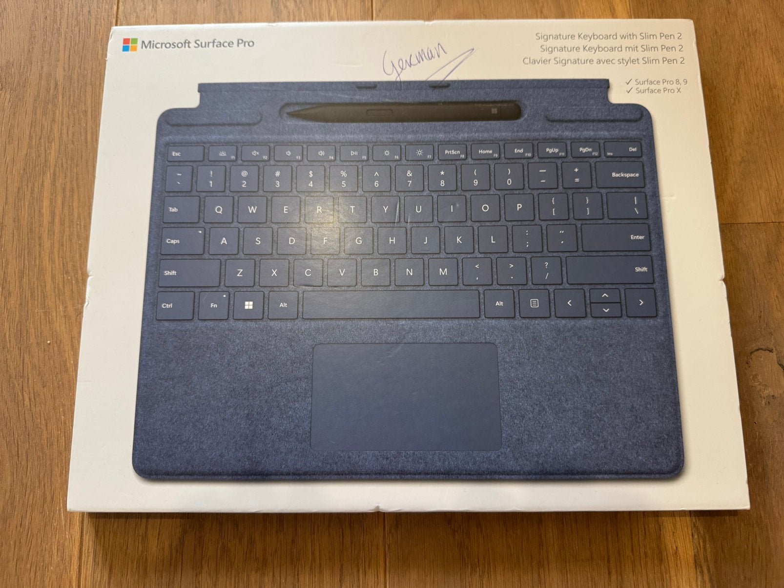 Keyboard (Duits) Microsoft Surface Pro 8, 9, X, Ophalen of Verzenden, Zo goed als nieuw, 12 inch, Bescherming voor- en achterkant
