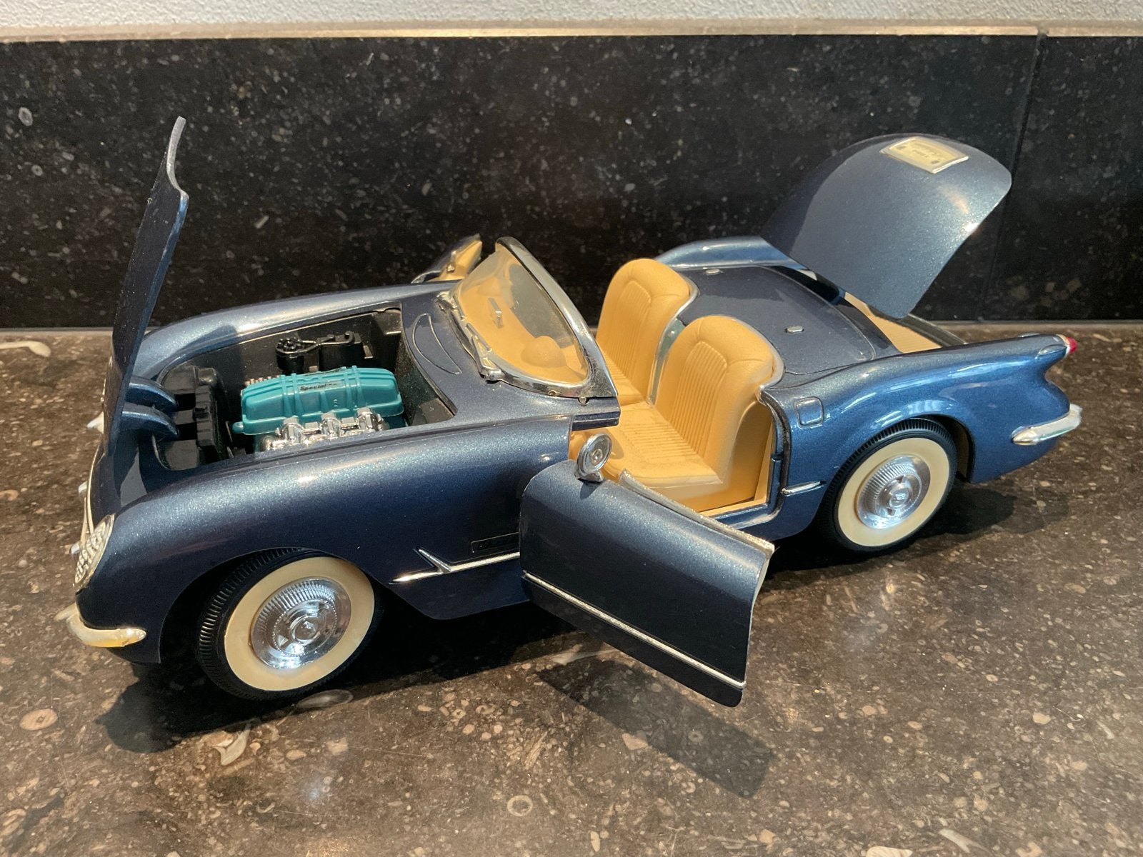 Schaalmodelauto 1/18 Chevrolet Corvette 1954, Ophalen of Verzenden, Gebruikt, Auto, Overige merken