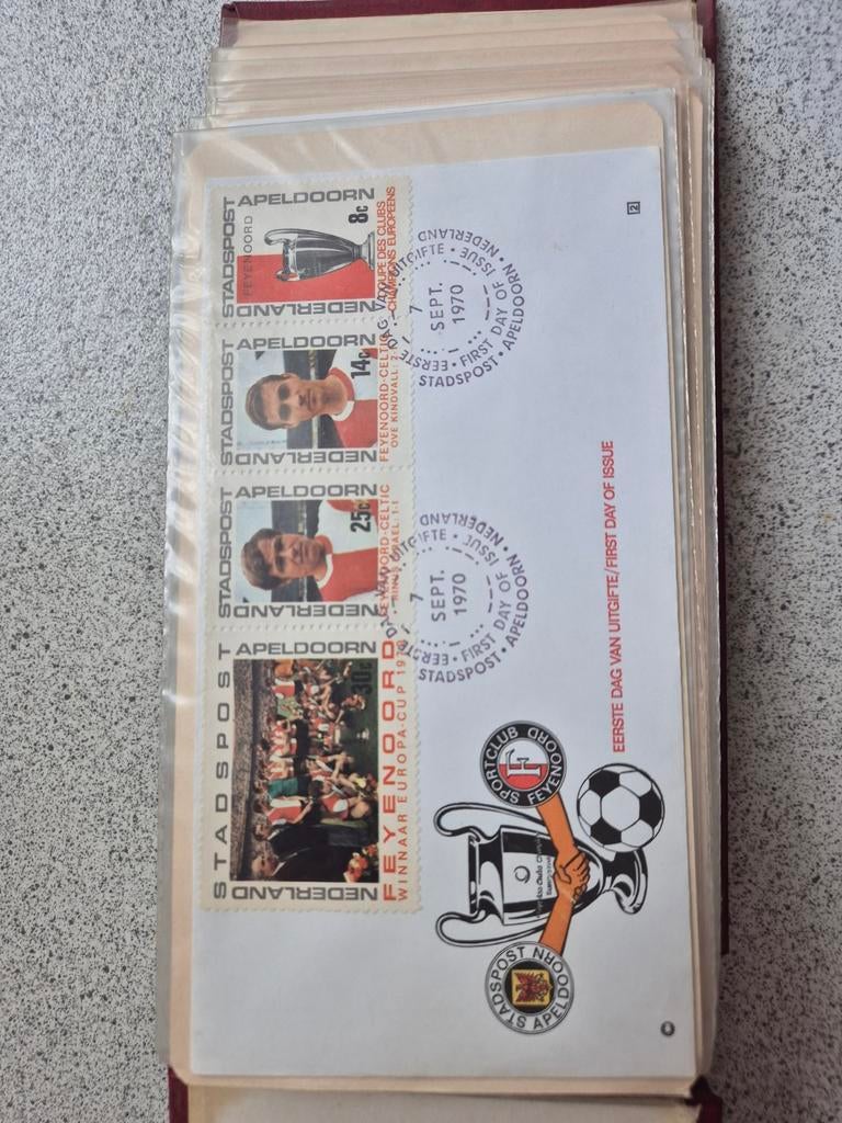 Eerste Dag Uitgiftes Postzegels - Feyenoord & Bevrijding, Postzegels en Munten, Ophalen of Verzenden, Nederland