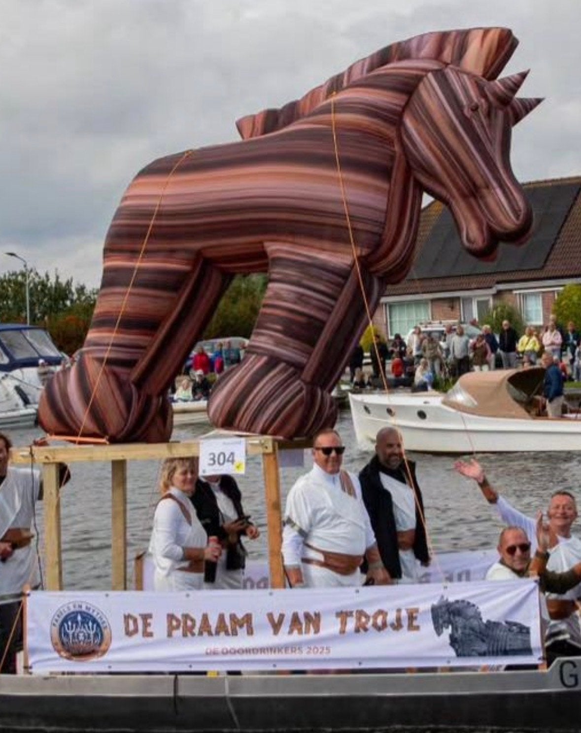 Opblaasbaar paard (paard van troje), Ophalen of Verzenden, Zo goed als nieuw