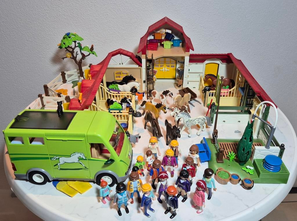 Playmobil Manege met Accessoires en opbergbox, Ophalen, Zo goed als nieuw, Complete set