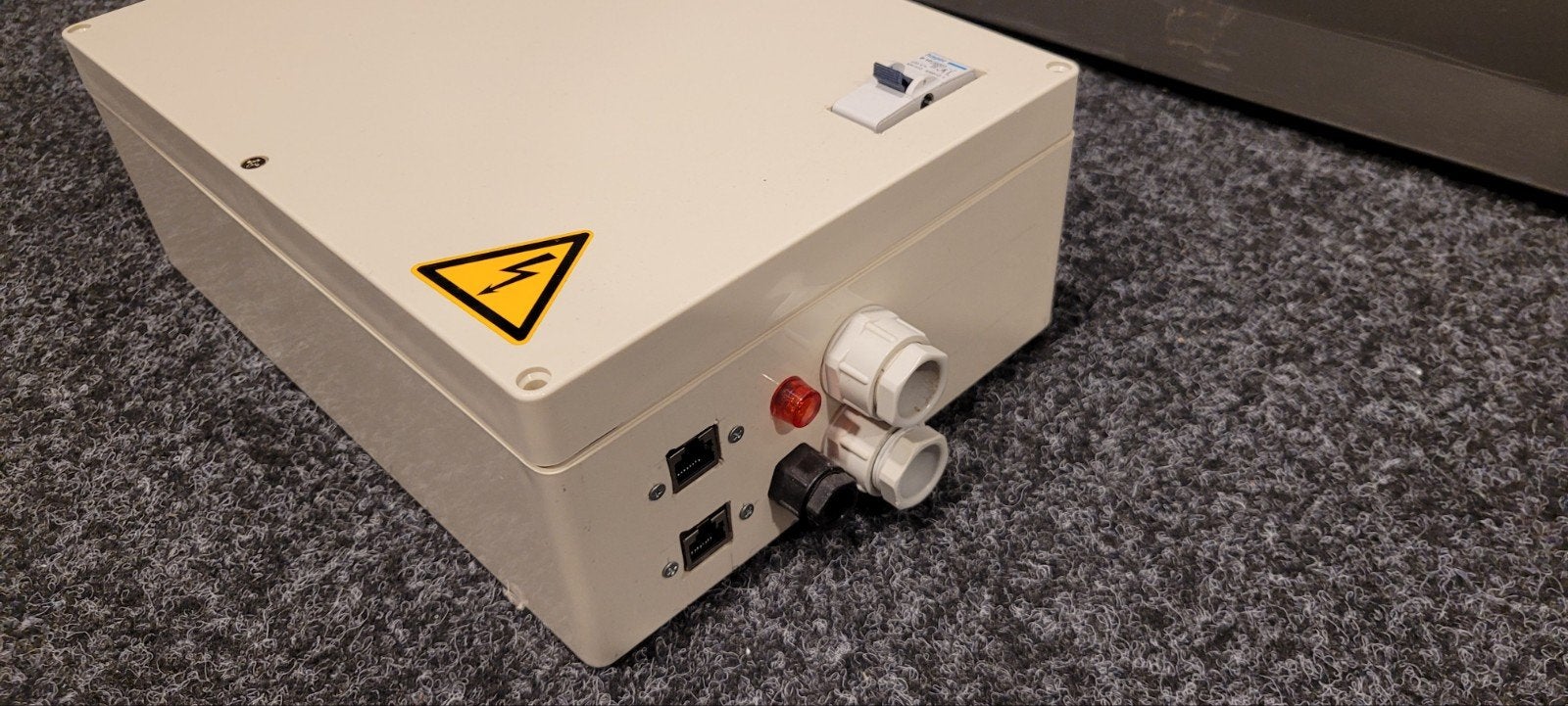 Kast met 4 x Wifi dimmer Tasmota, Ophalen of Verzenden, Gebruikt