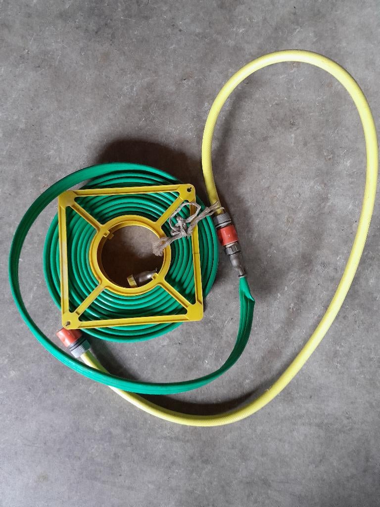 sproeislang 7,5 meter, Ophalen of Verzenden, Zo goed als nieuw, Tuinslang