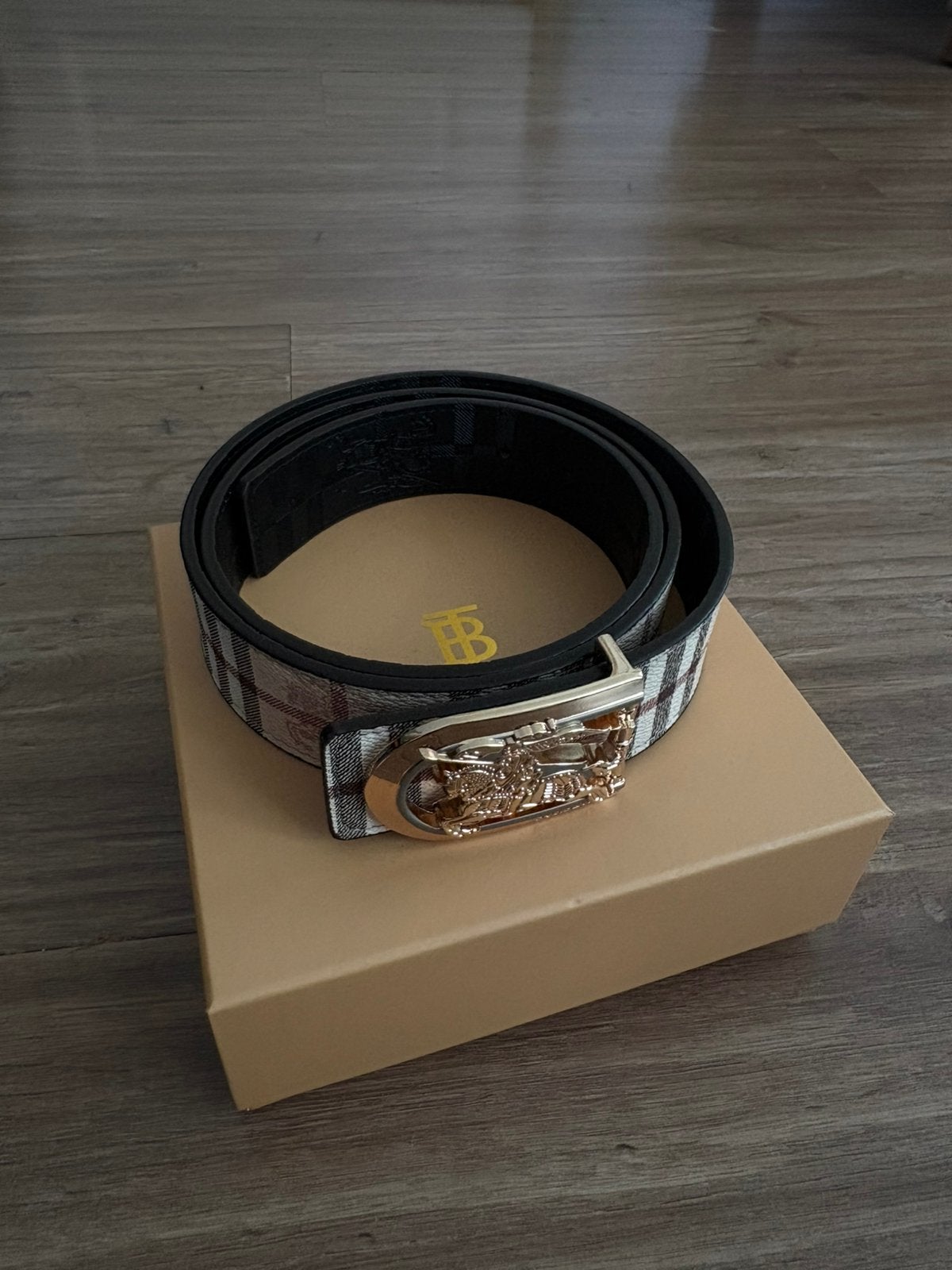 Burberry riem 120cm, Overige kleuren, Verzenden, Zo goed als nieuw, 115 cm of meer