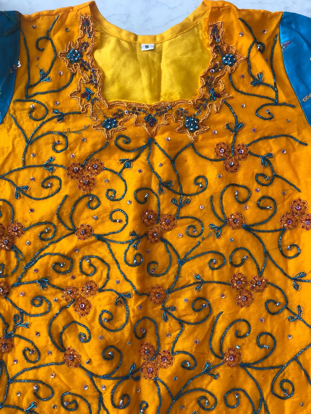 Bollywood Kinder Lehenga met Bewerkt Design, Ophalen of Verzenden, Zo goed als nieuw