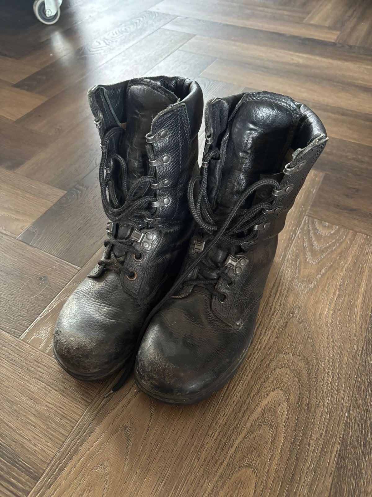 Legerkisten - Maat 245M, Ophalen of Verzenden, Gedragen, Zwart, Boots