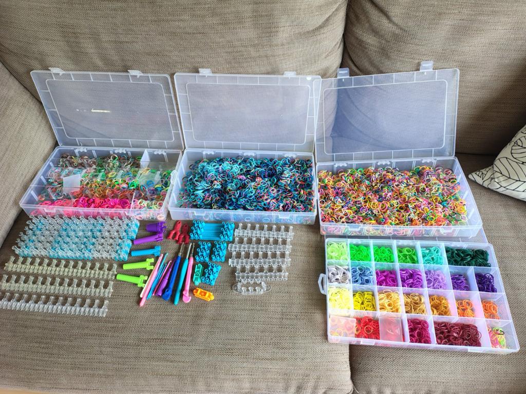 Loom elastiekjes in koffers armbandjes maken met tools, Ophalen, Overige thema's, Overige typen, Meerkleurig