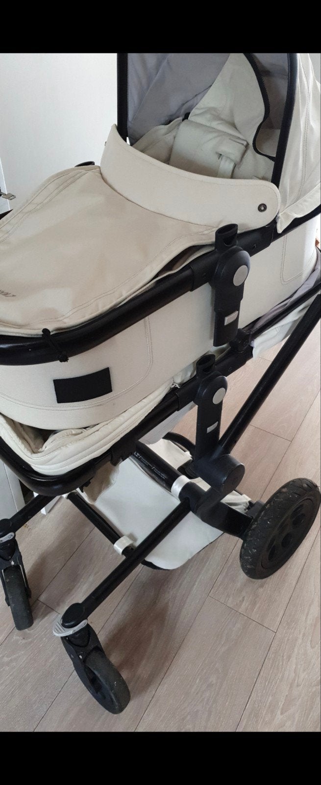 Joolz Day Kinderwagen - Beige met Zwart Frame, Gebruikt, Combiwagen, Met reiswieg, Ophalen