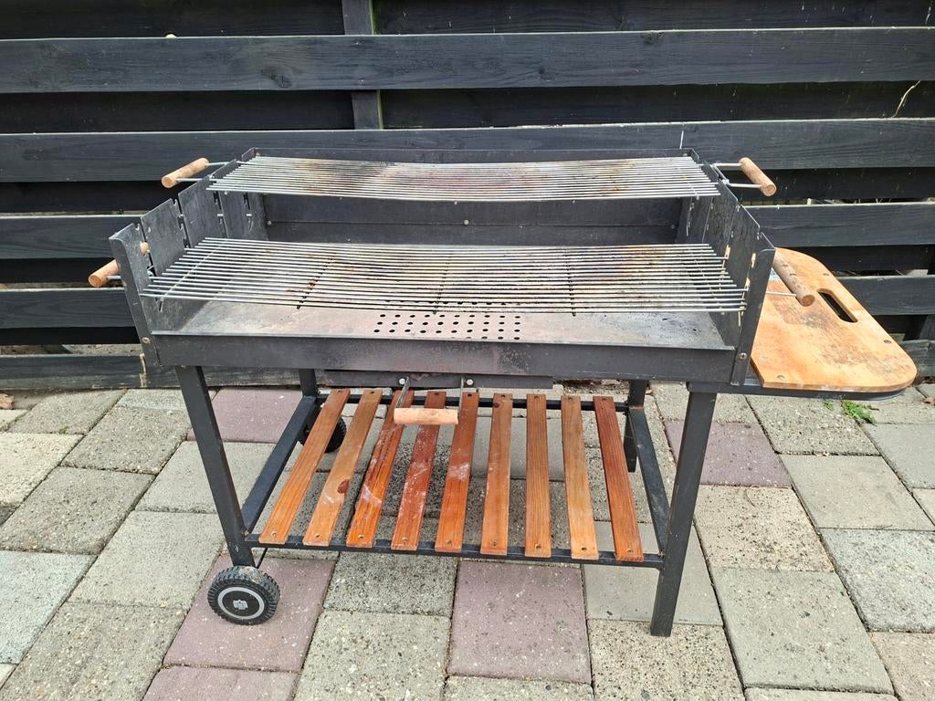 Te koop: Barbecue met hoes, Tuin en Terras, Ophalen, Gebruikt