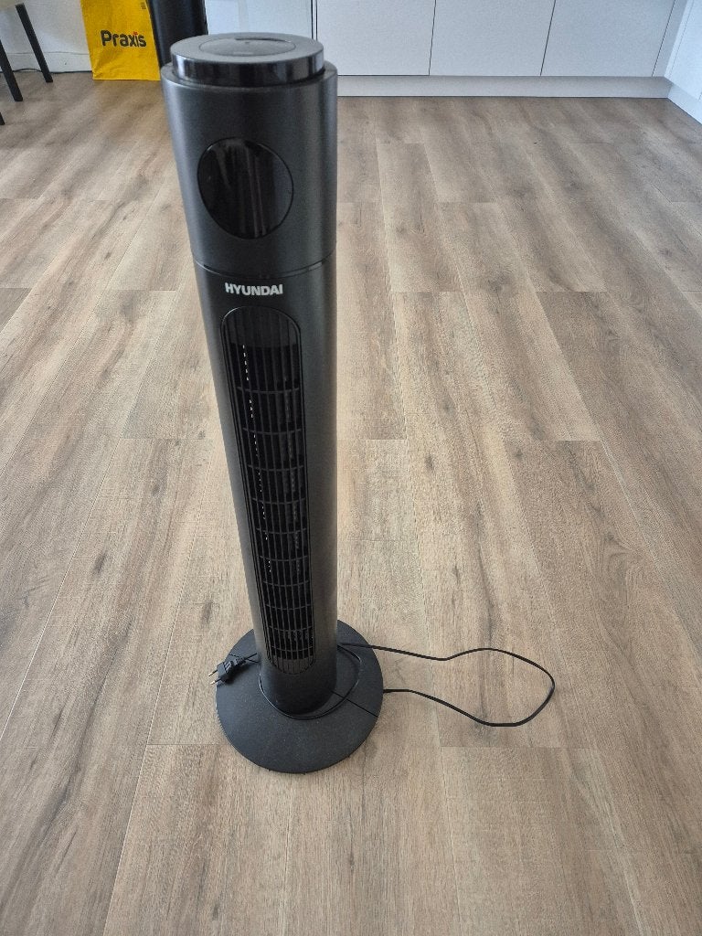 Hyundai Deluxe Tower Fan WiFi, Ophalen, Ventilator met afstandsbediening, Zo goed als nieuw, Torenventilator