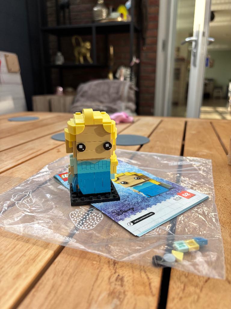 LEGO Brick Headz Elsa (41617), BrickHeadz, Lego, Ophalen of Verzenden, Zo goed als nieuw