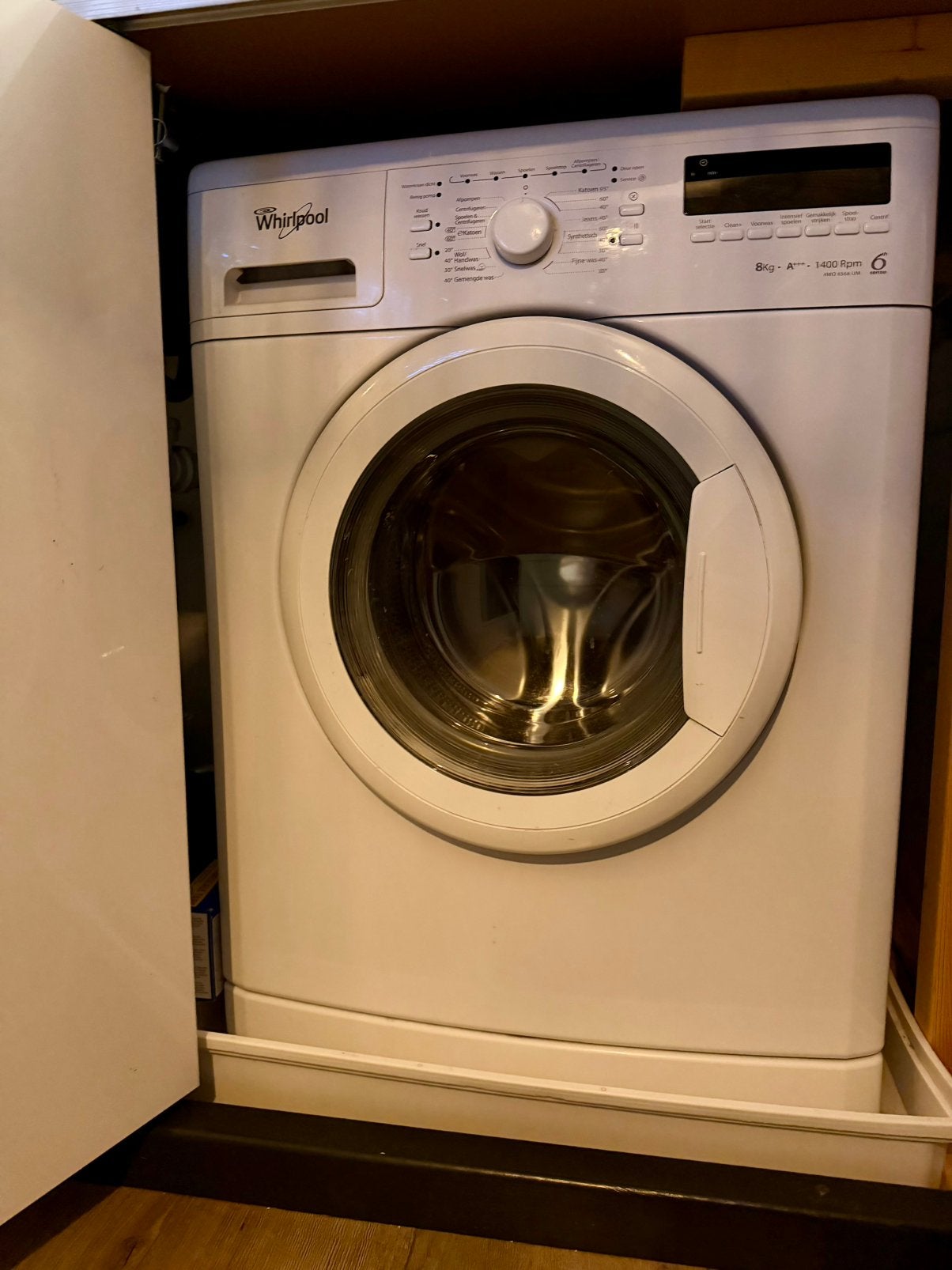 Whirlpool wasmachine 6th sense 1400 toeren, 1200 tot 1600 toeren, Gebruikt, 8 tot 10 kg, Ophalen of Verzenden