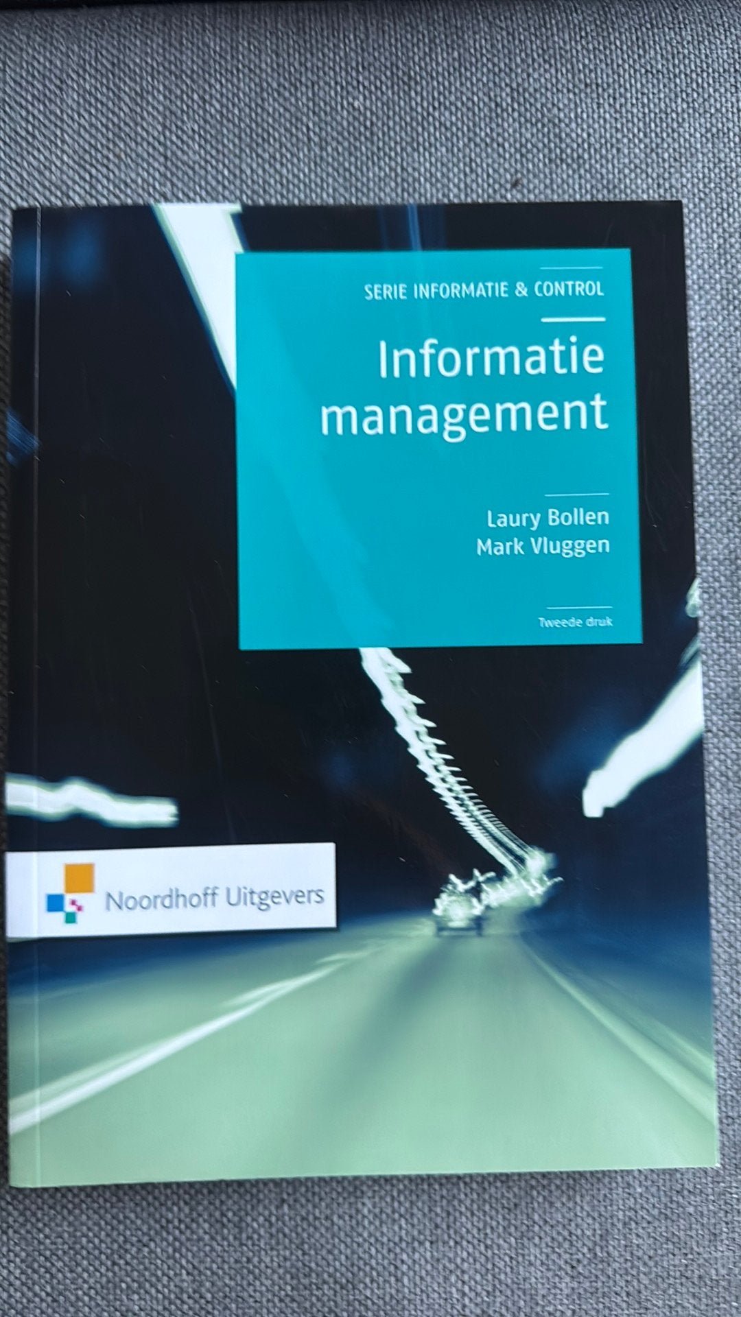 Mark Vluggen - Informatiemanagement, Boeken, Mark Vluggen; Laury Bollen, Ophalen of Verzenden, Management, Zo goed als nieuw
