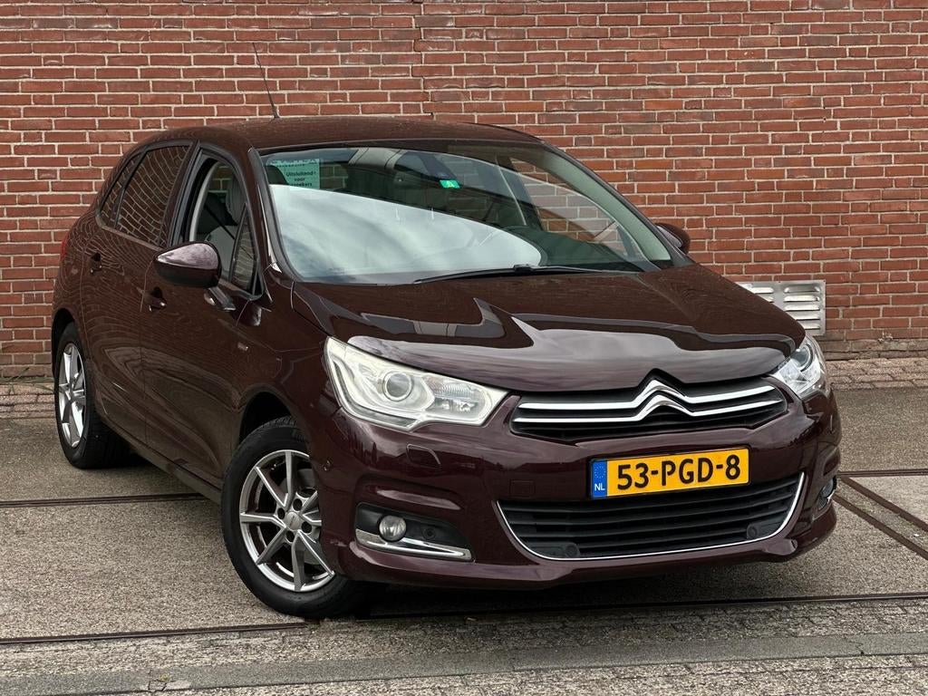 Citroën C4 1.6 THP EGS 2011  199,000 km Automaat Bordeaux Ro, Auto's, Citroën, Beige, Origineel Nederlands, 675 kg, 16 km/l