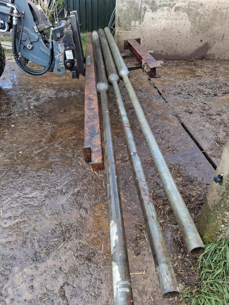 3 lantaarnpalen 5,5 m lang, Ophalen of Verzenden