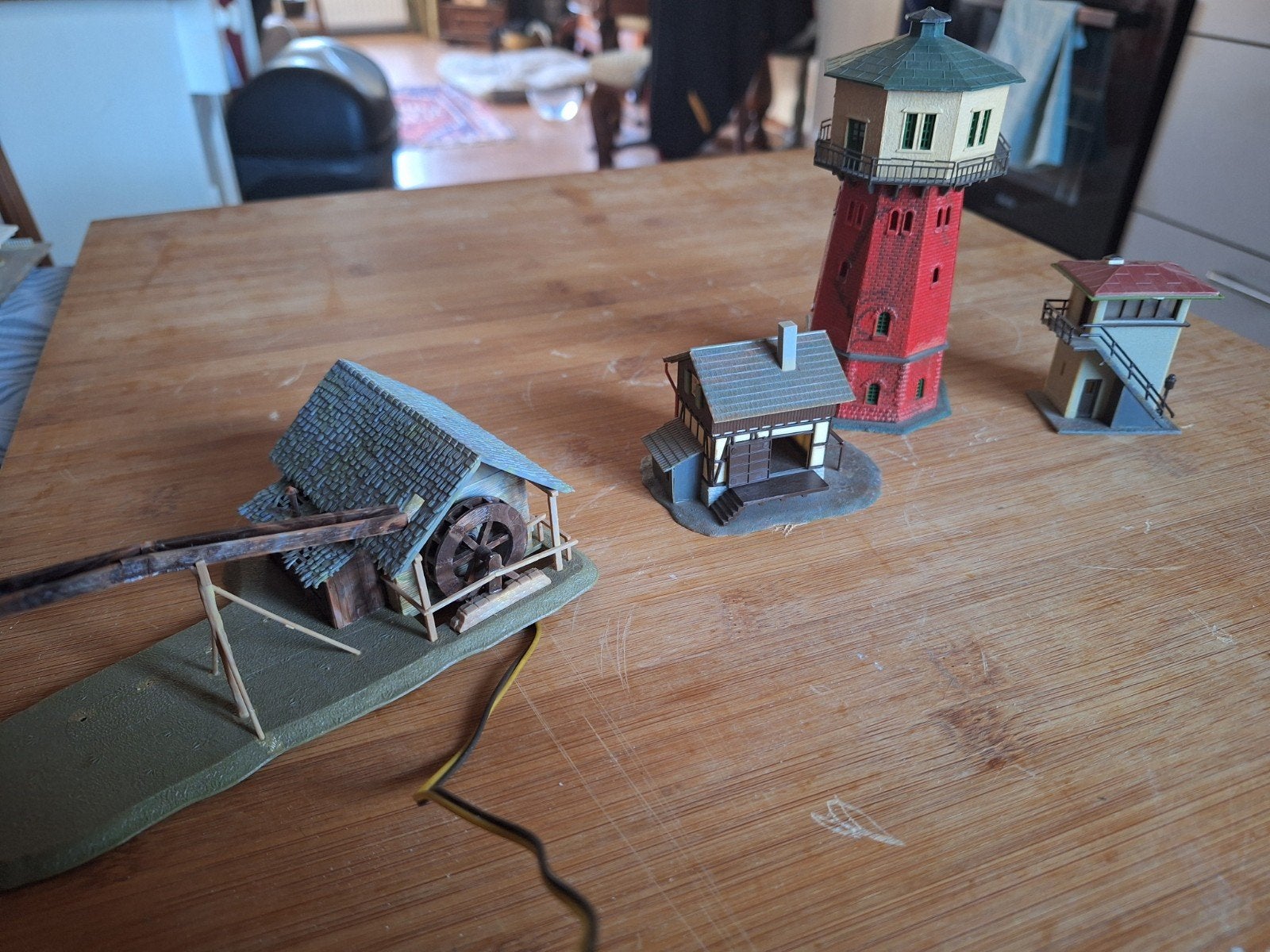 watertoren,waterrad en 2 seinhuisjes, Overige merken, Gelijkstroom, Rails, Ophalen of Verzenden